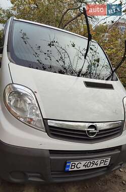 Минивэн Opel Vivaro 2010 в Львове