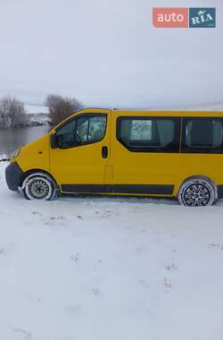 Мінівен Opel Vivaro 2004 в Хоросткові