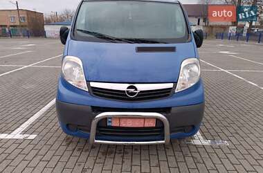 Минивэн Opel Vivaro 2010 в Нововолынске