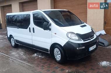 Минивэн Opel Vivaro 2004 в Черновцах