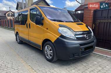 Мінівен Opel Vivaro 2012 в Самборі