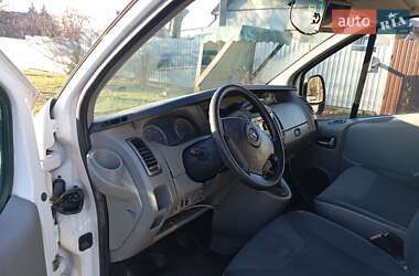 Вантажний фургон Opel Vivaro 2010 в Дніпрі