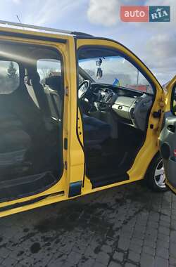 Мінівен Opel Vivaro 2006 в Івано-Франківську