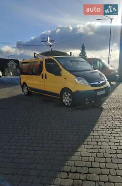 Мінівен Opel Vivaro 2006 в Івано-Франківську