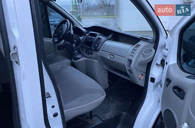 Минивэн Opel Vivaro 2014 в Кицмани