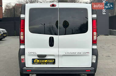 Минивэн Opel Vivaro 2010 в 