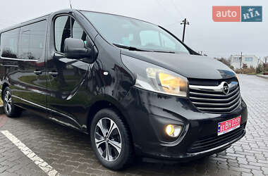 Мінівен Opel Vivaro 2017 в Ковелі