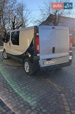 Вантажопасажирський фургон Opel Vivaro 2012 в Коломиї