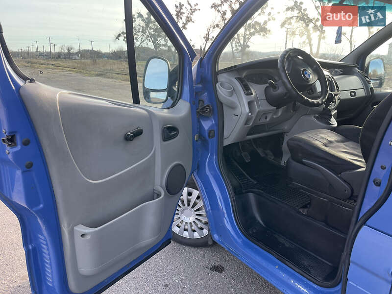 Минивэн Opel Vivaro 2002 в Лысянке