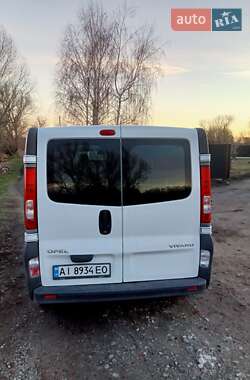 Грузовой фургон Opel Vivaro 2010 в Белой Церкви