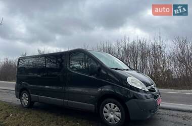 Мінівен Opel Vivaro 2011 в Дубні