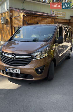 Мінівен Opel Vivaro 2015 в Сосницях