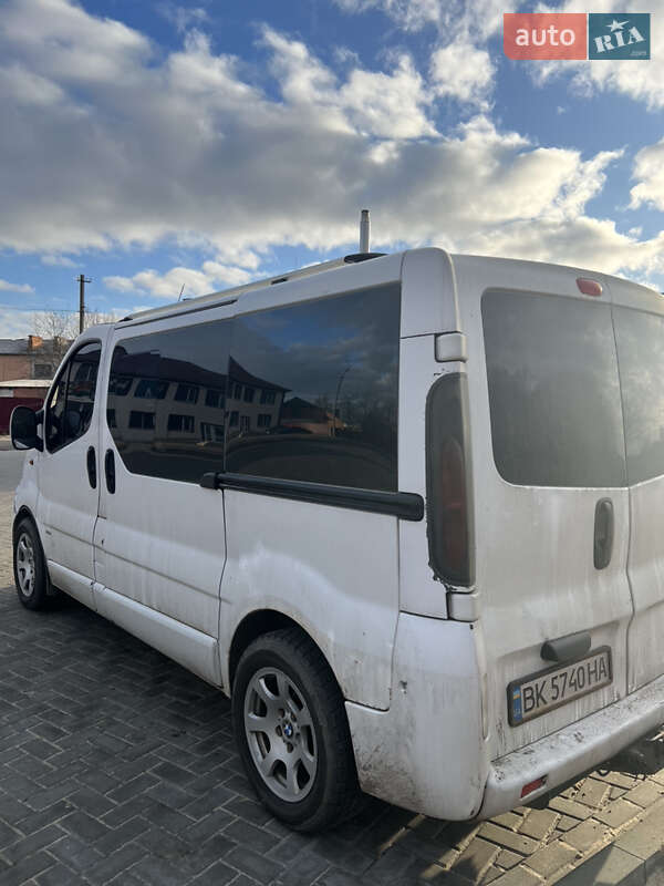 Минивэн Opel Vivaro 2005 в Ковеле