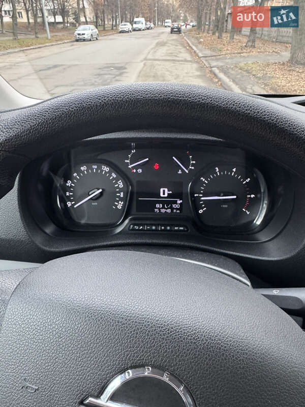 Мінівен Opel Vivaro 2020 в Києві