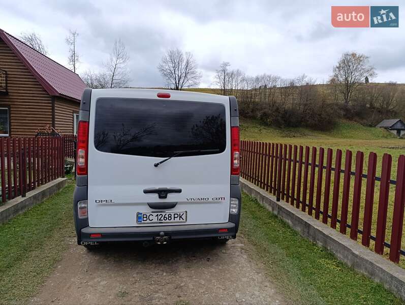 Вантажний фургон Opel Vivaro 2011 в Турці