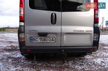 Мінівен Opel Vivaro 2008 в Самборі