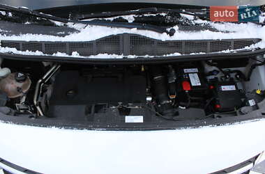 Грузовой фургон Opel Vivaro 2021 в 