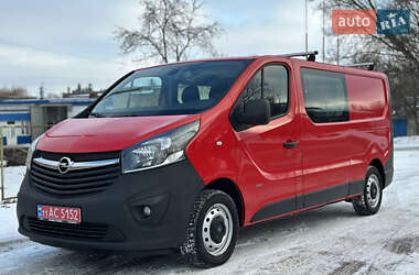 Грузопассажирский фургон Opel Vivaro 2017 в Тернополе