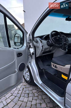 Мінівен Opel Vivaro 2011 в Мукачевому