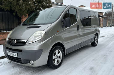 Вантажопасажирський фургон Opel Vivaro 2009 в Луцьку