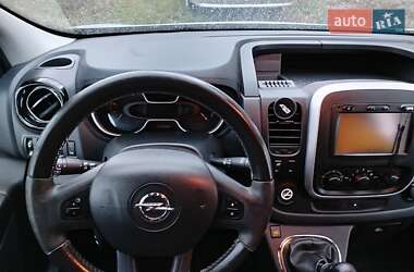 Минивэн Opel Vivaro 2015 в 