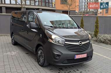 Минивэн Opel Vivaro 2015 в Ивано-Франковске