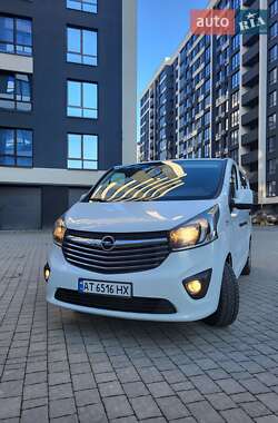 Мінівен Opel Vivaro 2015 в Івано-Франківську