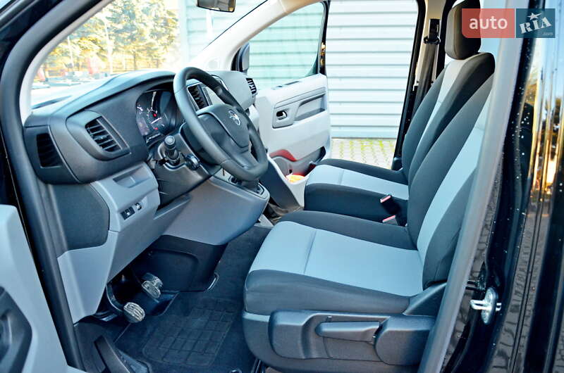 Минивэн Opel Vivaro 2020 в Ивано-Франковске