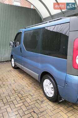 Минивэн Opel Vivaro 2008 в 