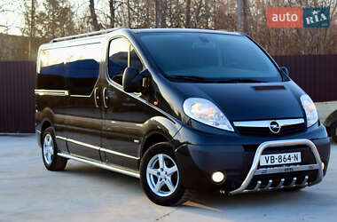 Мінівен Opel Vivaro 2013 в Млиніві