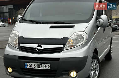 Мінівен Opel Vivaro 2009 в Києві