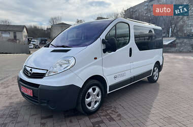 Мінівен Opel Vivaro 2014 в Рівному