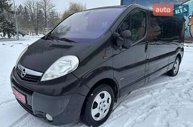 Мінівен Opel Vivaro 2013 в Луцьку