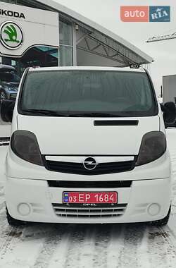 Мінівен Opel Vivaro 2013 в Луцьку