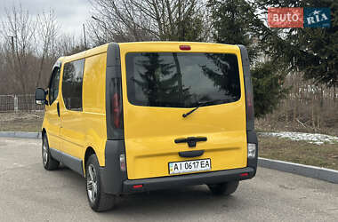 Минивэн Opel Vivaro 2004 в 