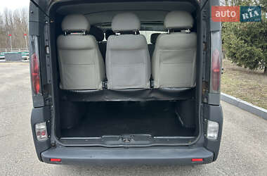 Минивэн Opel Vivaro 2004 в 