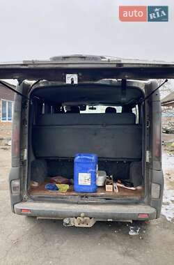 Минивэн Opel Vivaro 2003 в 