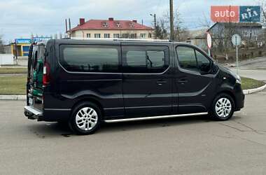 Минивэн Opel Vivaro 2016 в 