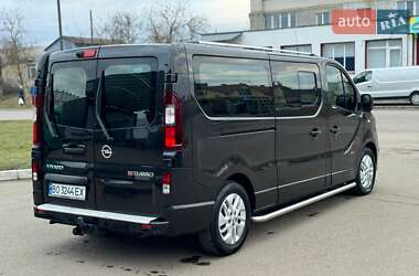 Минивэн Opel Vivaro 2016 в 