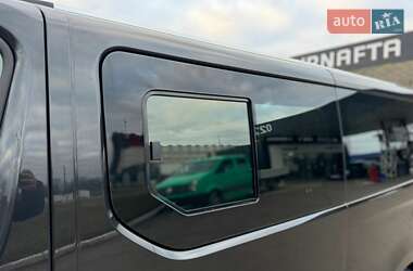 Минивэн Opel Vivaro 2016 в 