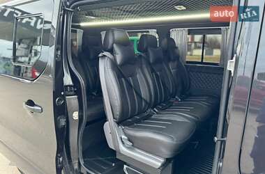 Минивэн Opel Vivaro 2016 в 