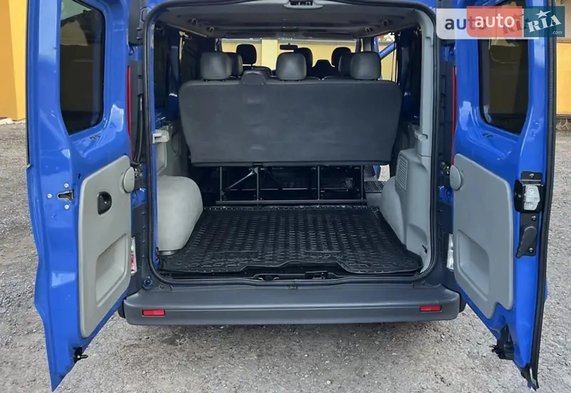 2011 Opel Vivaro - мініатюра 23
