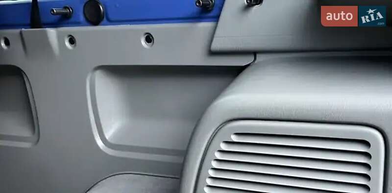 Минивэн Opel Vivaro 2011 в Умани