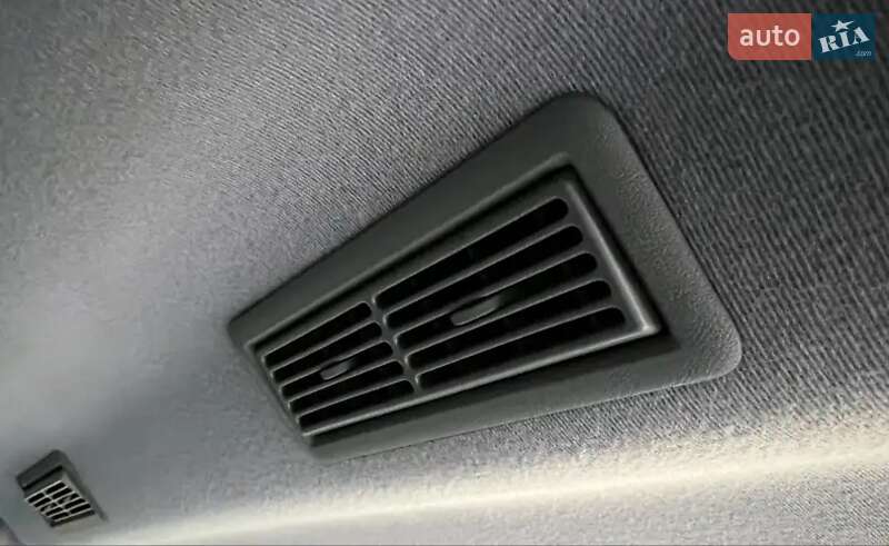 Минивэн Opel Vivaro 2011 в Умани