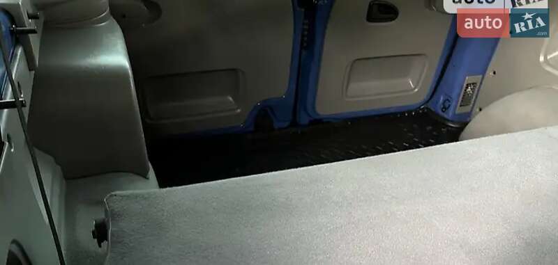 Минивэн Opel Vivaro 2011 в Умани