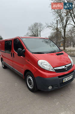 Грузовой фургон Opel Vivaro 2012 в Миргороде