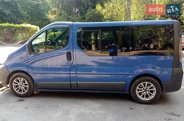 Минивэн Opel Vivaro 2004 в 