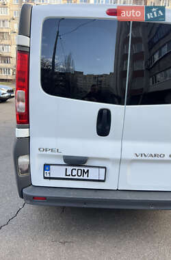 Грузопассажирский фургон Opel Vivaro 2013 в 