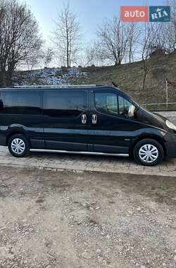 Мінівен Opel Vivaro 2008 в Коломиї