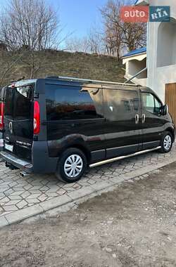 Мінівен Opel Vivaro 2008 в Коломиї